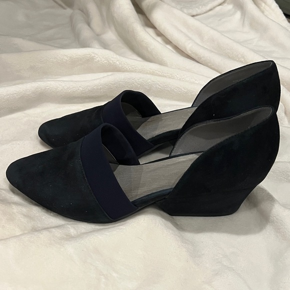 Eileen Fisher Women's d’Orsay Navy Suede wedge style heels size 8 1/2 - Picture 5 of 10